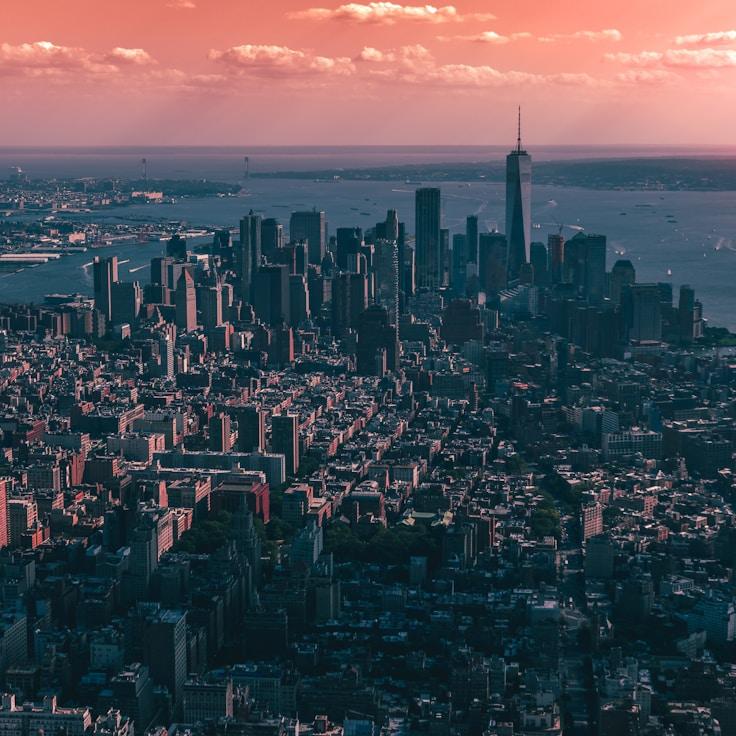 Parents evaluating schools in Netherlands